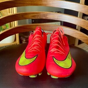 Nike Mercurial Vortex II FG Soccer cleats. Neon O and Neon Green.
